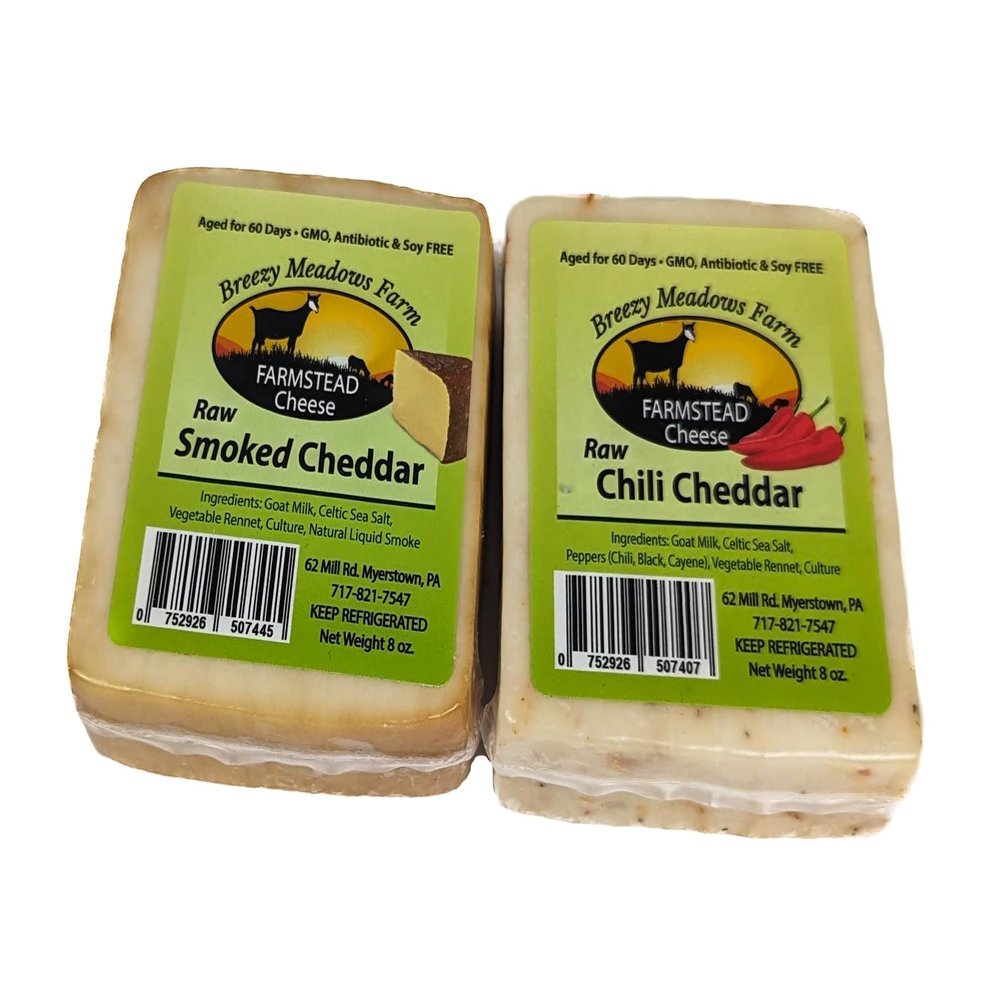 Breezy Meadows Farm Raw Smoked Cheddar (4 x 8 oz) and Raw Chili Cheddar (4 x 8 oz)