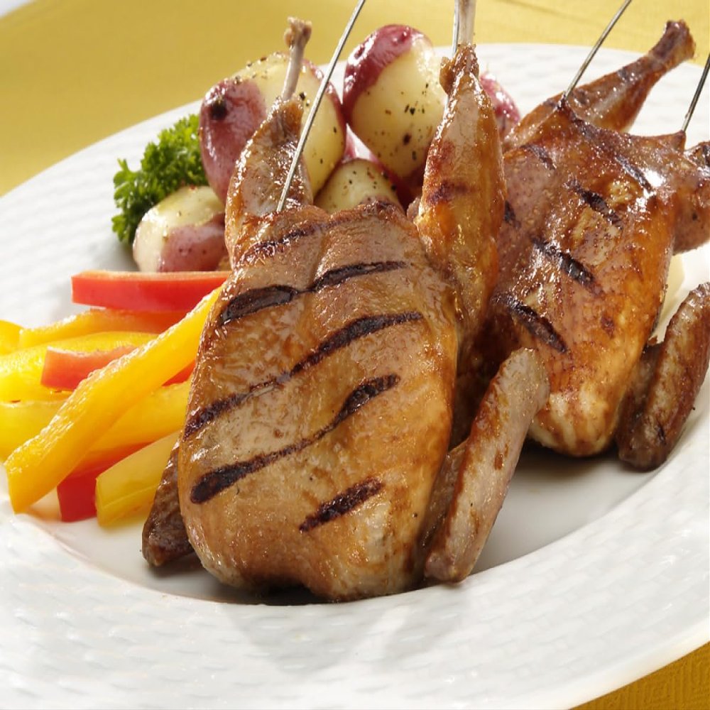 Manchester Farms Semi-Boneless Quail, 4 oz Each, 24 Count Pack - Fresh All-Natural Game Bird, Ideal for Stuffing and Baking, Convenient Semi-Boneless with Wings & Drummette