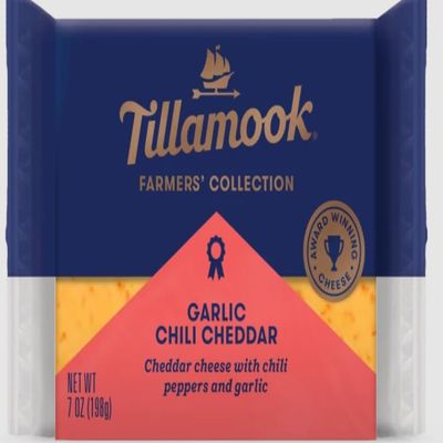 Tillamook Garlic Chili Cheddar 7 oz (Pack of 12)
