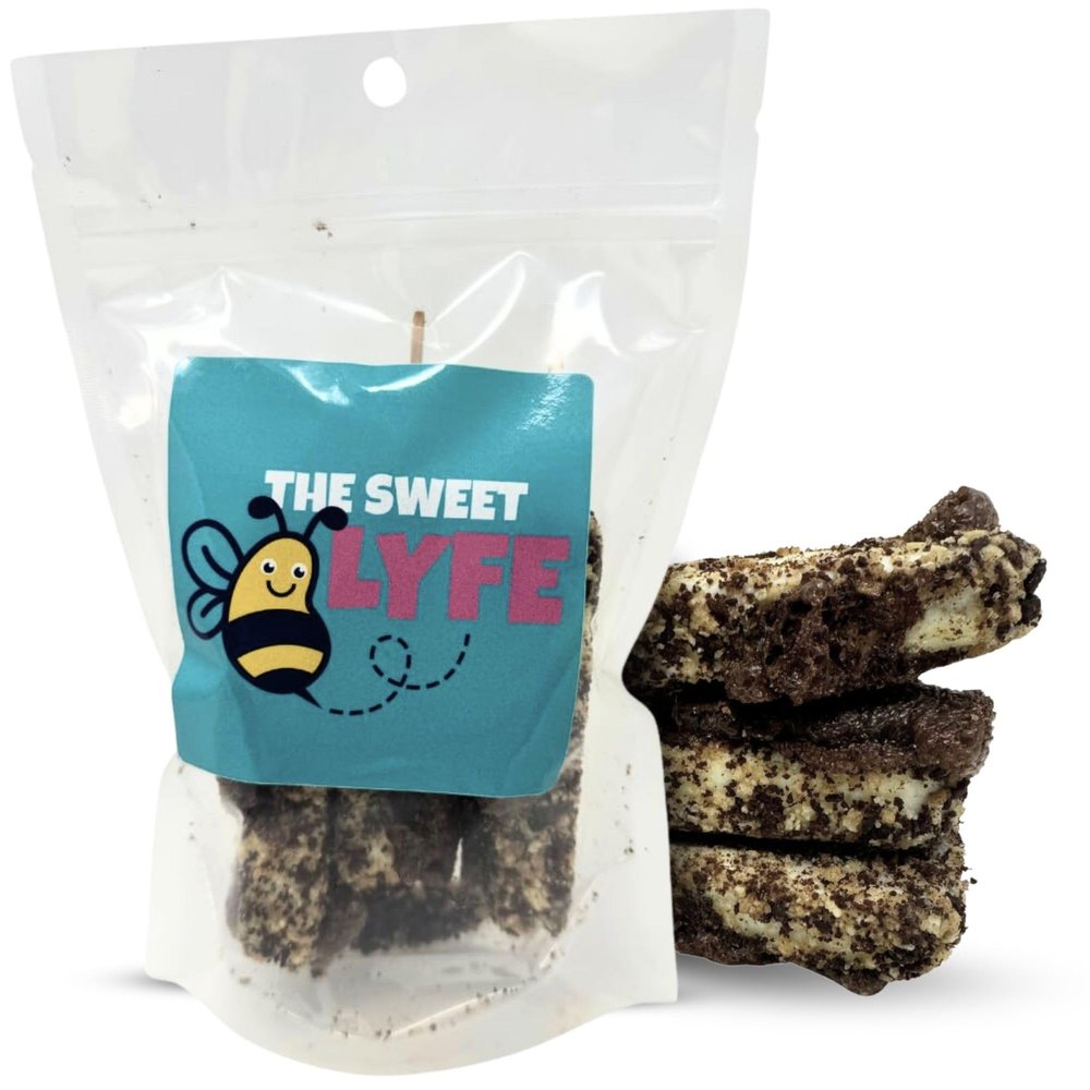 Freeze Dried Fudge Sundae Crunch Ice Cream Bars. Includes One Pack - 3 Pcs Freeze Dried Ice Cream Bar by The Sweet Lyfe. Perfect for a Sweet and Cruchy Freeze Dried Dessert Experience.
