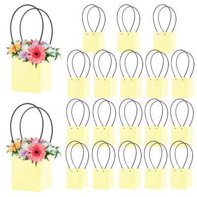 Heavyoff 20 Pcs Kraft Flower Gift Bags Bouquet Paper Bags with Handle Waterproof Bouquet Gift Box Empty Bouquet Bags for For Valentine's Day Mother's Day Wedding, Yellow
