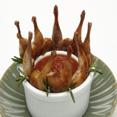Manchester Farms Fresh Quail Legs, Partially Boned, All Natural, Bulk Pack of 150 Pieces - Certified Humane Game Poultry