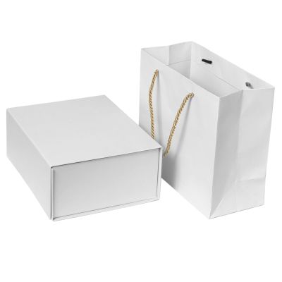 SHUN ZHI YU Luxury Gift Box with Lid Magnetic Closure Rectangle Collapsible for Christmas, Halloween, Birthday,Valentine's Day Gift Packging 9.8"x7.9"x4" (White)