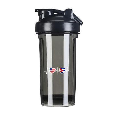 America Cuba Flag 18 Ounce Shaker Bottle Drink Mixer Leak-proof Pre Workout Protein Shakes Meal Replacement Shakes Bottles 500ML/18 Oz Black