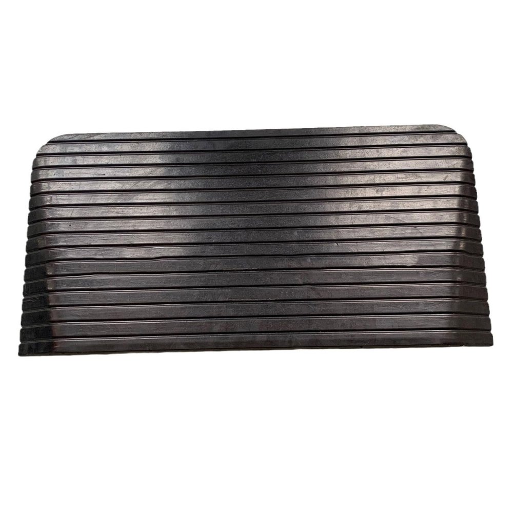 Portable Threshold Ramps, Heavy Duty Rubber Wheelchair Ramps1500lbs Load Capacity Anti-Slip Ramps for Steps, Driveway and Curb(52.6Wx8.9cmH/20.7x3.5in)