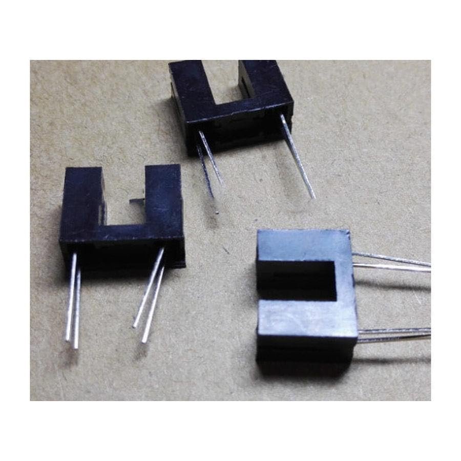 10PCS ITR9606 ITR-9606 DIP-4 ITR9606-4