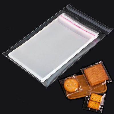 200 Pack Self Sealing Cellophane Treat Bags 4x6 Inches - Clear Resealable Self Adhesive Cookie Bag with Seal for Cookie Packaging Party Favor Gift Giving
