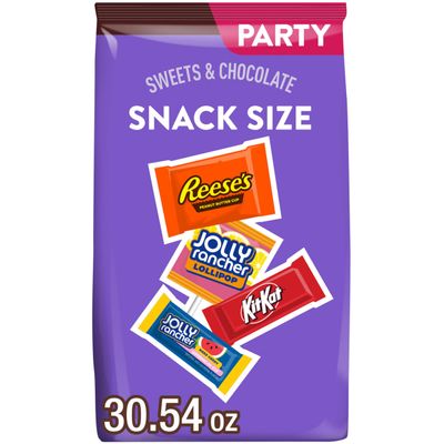 JOLLY RANCHER, KIT KAT and REESE'S Assorted Flavored Snack Size, Candy Party Pack, 30.54 oz