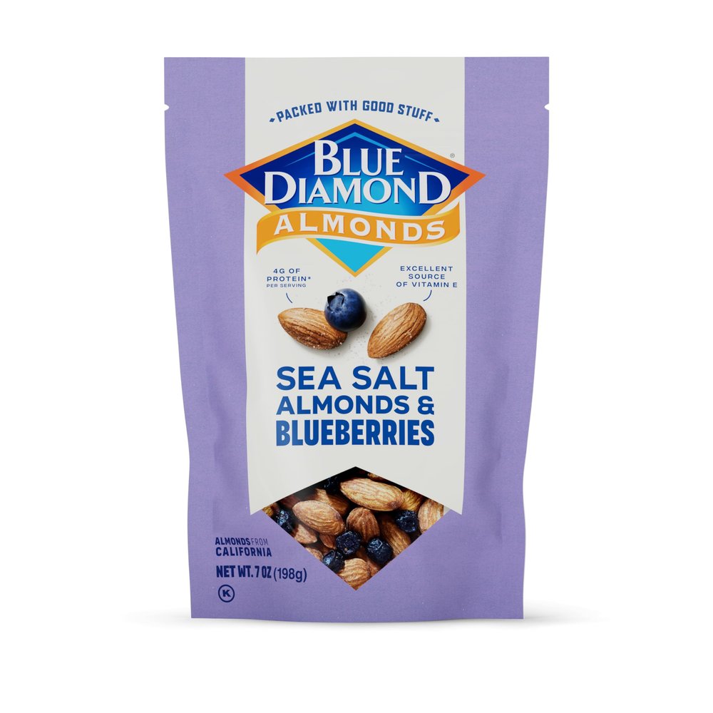 Blue Diamond Almonds, Premium Sea Salt and Blueberries Snack Nuts Perfect Snack Mix with Protein and Fiber, 7 Ounce (Pack of 1)