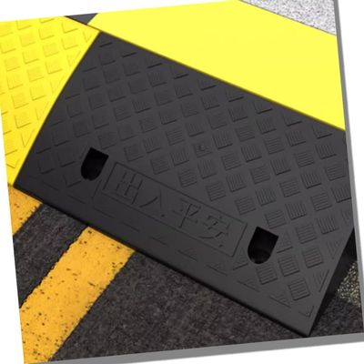 Heavy Duty Wheelchair Ramp - 2, 3, 4, 5 Rise Threshold Ramp, Non-Slip Driveway Ramp, Rubber Curb Ramp for Scooters, Cars, Trailer, Truck, Bike - Safe and Durable Access Solution
