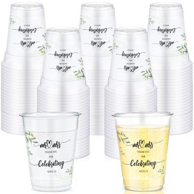 Jingmore 100 Pcs Mr and Mrs Cups 12 oz Plastic Wedding Cups Bulk Clear Engagement Disposable Drinking Glasses for Reception Supplies Bridal Shower Wedding Theme Party Decoration