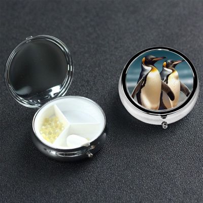 Stylish Animal Penguin Pill Case 3 Compartment Pill Box Portable Metal Pill Organizer Cute Travel Pill Container Vitamin Organizer for Purse Pocket Travel Gift