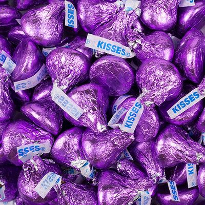 375 Pcs Purple Candy Kisses Milk Chocolate (3.75 lb Bag, Approx. 375 Pieces)