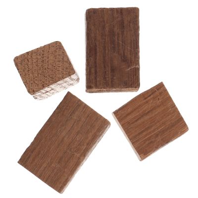 Ciieeo 50g Wooden Wine Chips for Brewing Toast Oak Flavor Enhancer Random Shape for Home Winemaking Cafes Bars Easy to Use with Improved Aroma and Texture