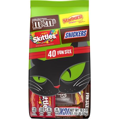 M&M'S, SNICKERS, SKITTLES & STARBURST Halloween Candt Assorted Chocolate Candy Variety Pack, Fun Size Halloween Candies for Party Favors, Trick or Treat and More, 40 Ct Bulk Bag