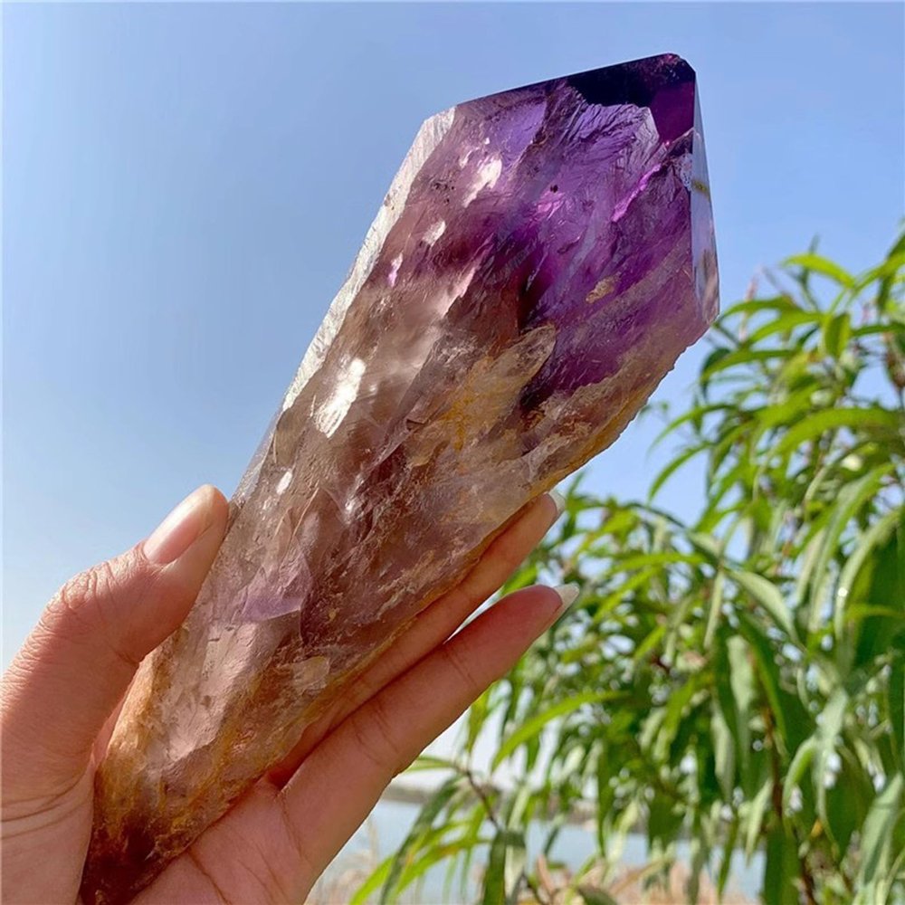 LoKori 1PCS Amethyst Scepter Original Raw Stone,High Energy Crystal Quartz Point Wand,Healing Gemstone Reiki Mineral Crafts Home Decoration Meditation,600~700g