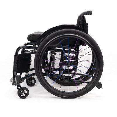 Lightweight Sports Foldable Mute Wheelchair All Terrain Aluminum,Adjustable Footrest Suitable for Teenagers, Adults, Seniors(Black2,Seat Width 40cm/15.74in)