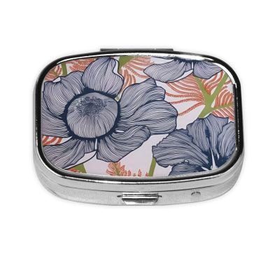YIGOAOIU Metal Silver 2 Compartment Pill Box Pocket Portable Mini Travel Pill Case Square Decorative Medicine Box Vitamin Pill Organizer with Vintage Flower