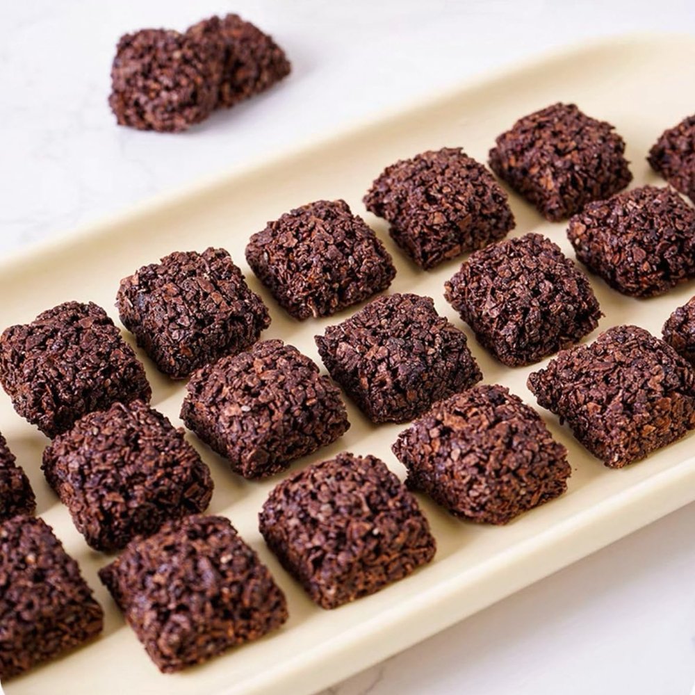 Dark Chocolate Oat Crisps Crunchy Snack with Whole Grains, No Added Sugar, Individually Packed, Perfect for Afternoon Tea or On-the-Go