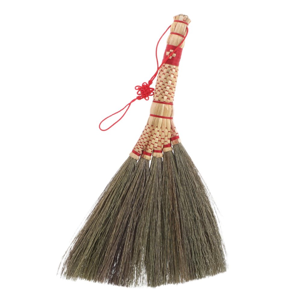 INOOMP Mini Desk Broom for Precise Cleaning Compact Grass Brush for Desktop Balcony and Coffee Table Lightweight and Sturdy for Dust Removal