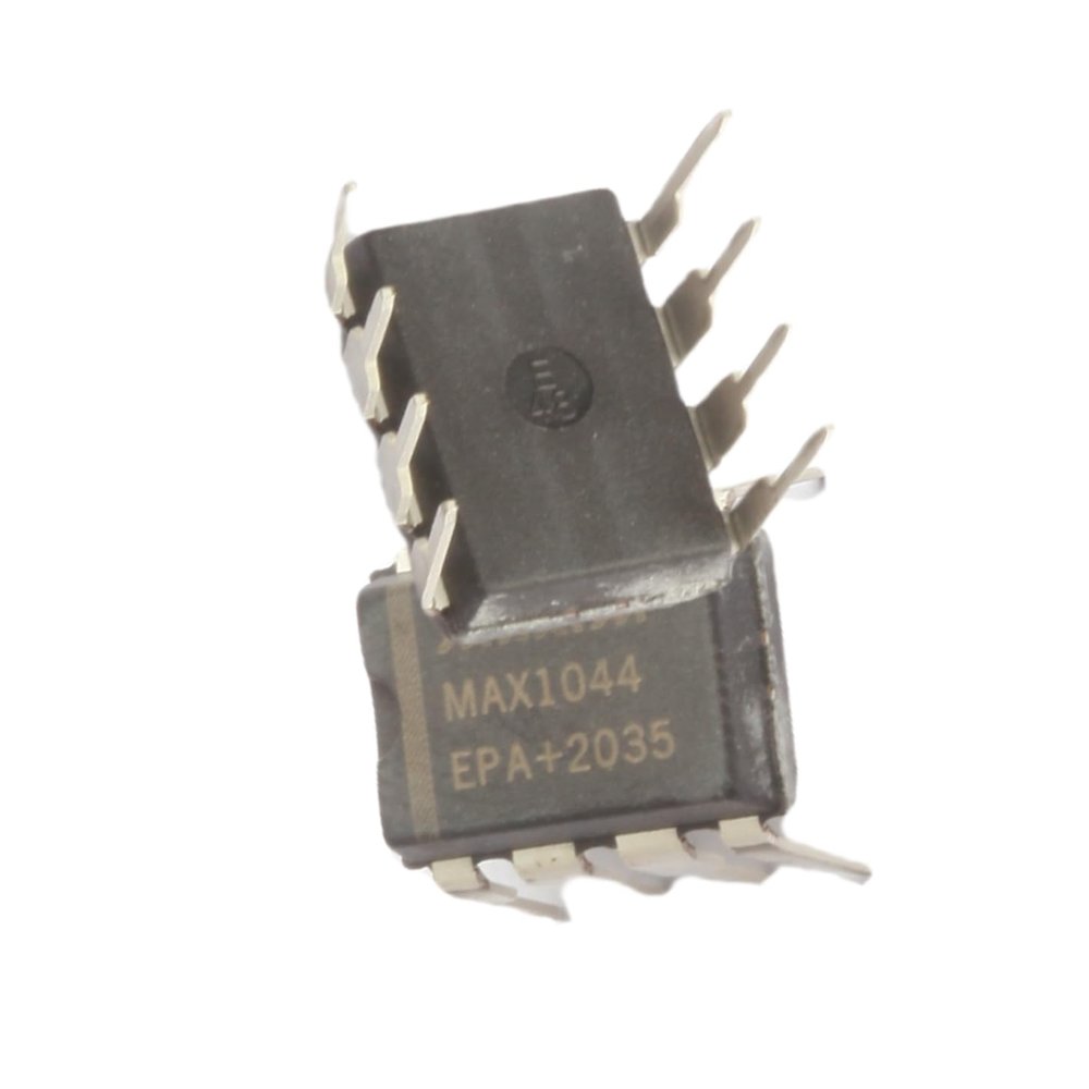 10pieces MAX1044EPA MAX1044 DIP-8