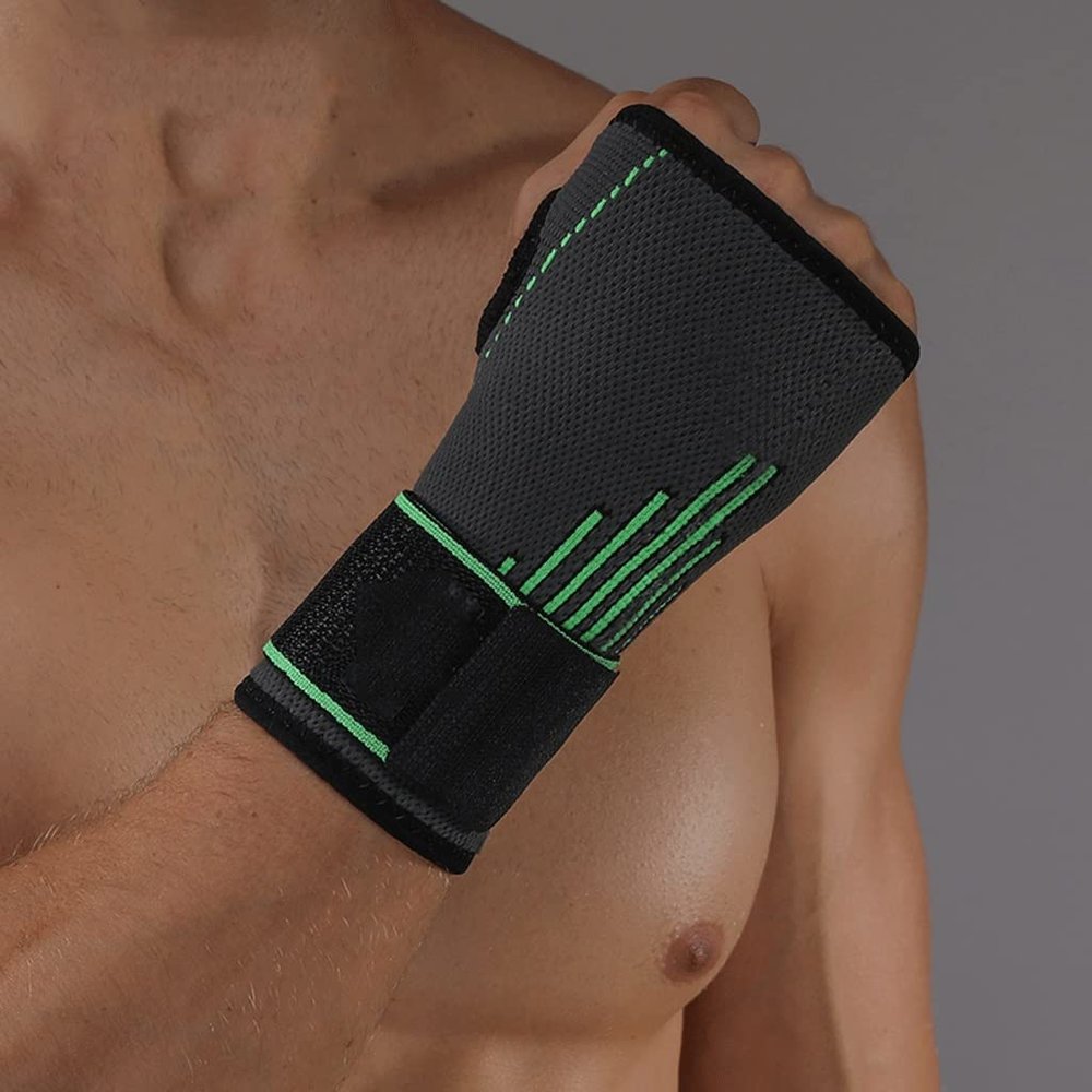 ASWRTYJO 1PC Professional Wrist Support Adjustable Sport Wristband Sports Fitness Accessories Basketball Sports Safety Protector(Bandage Green,L-XL)