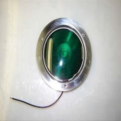 06-0-017 Nova Green Light, Outside