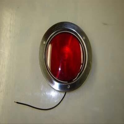 06-0-016 Nova Red Light, Outside