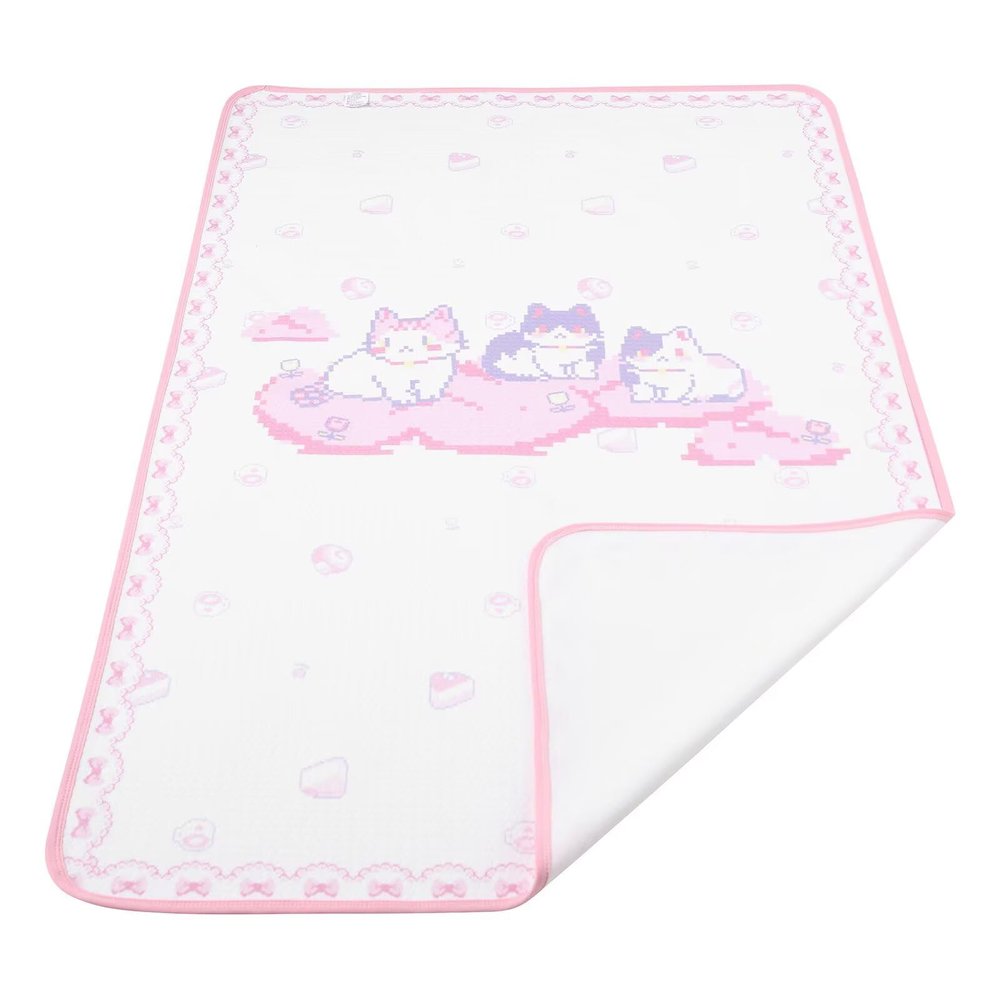 Landofgenie Printed Washable Bed Pads for Mens Women Waterproof Pee Pad 30"x45.5" Changing Pad for Adults Pixel Cat