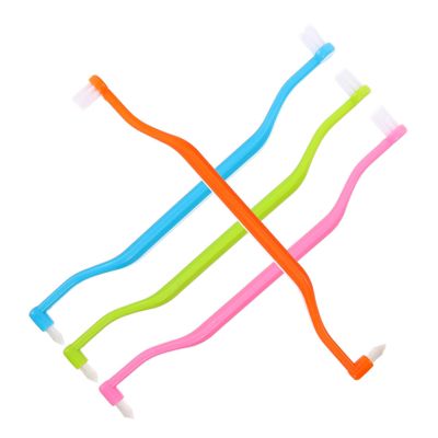 Mikinona 4Pcs Double Headed Interdental Brush Compact Tooth Cleaning Tools for Oral Care for Braces and Between Teeth Cleaning for Friends and Family