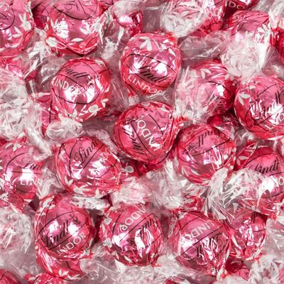 27 Pcs Pink Strawberries & Cream Candy Truffles (12oz Bag)