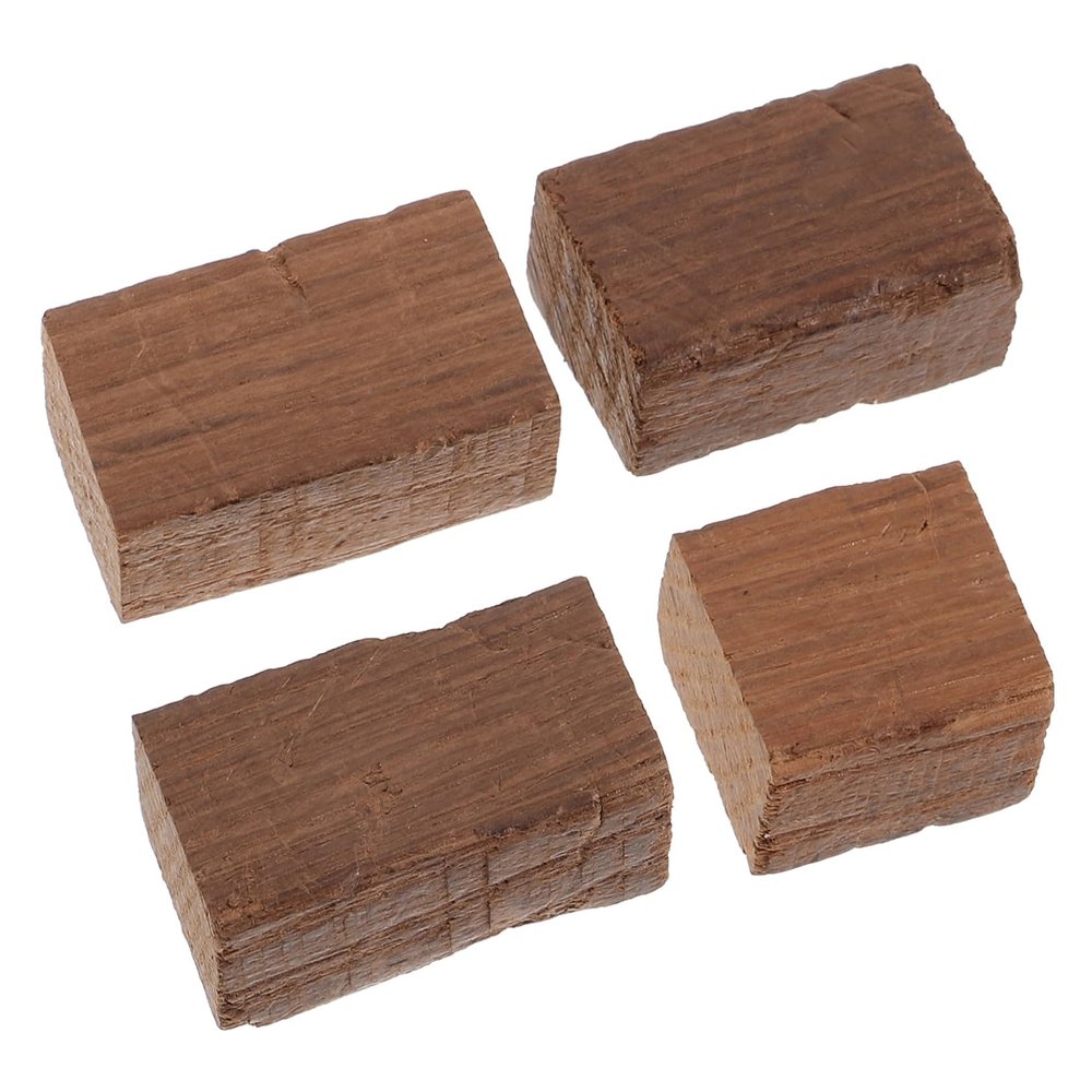 Amosfun Red Chips for Home Brewing Random Shape Oak Cubes Enhance Flavor Aroma for Wine Making Rustic Design Wood Supplies