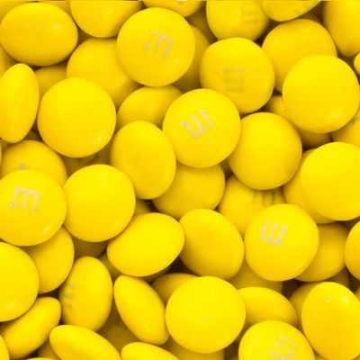 375pcs Yellow Coated Candy Milk Chocolate (12oz, 375pcs)