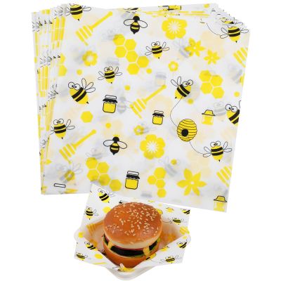 GeeRic 100 Pcs Wax Paper Sheets for Food, 7 * 7 Inch Bee Day Wax Paper Sandwich Wrap Deli Wraps, Oil-Proof Picnic Basket Liners with Bee Pattern for Memorial Day