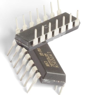 10pieces LM723CN LM723 MC1723CP DIP-14