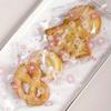 100 PCS Pink White Daisy Cookie Bags Self-Sealing Candy Bags for Treats Biscuits Desserts Cute Flower Cellophane Bags for Cookies Clear Plastic Goodies Bag Party Gift Bag Cookie Packaging Supplies view 2