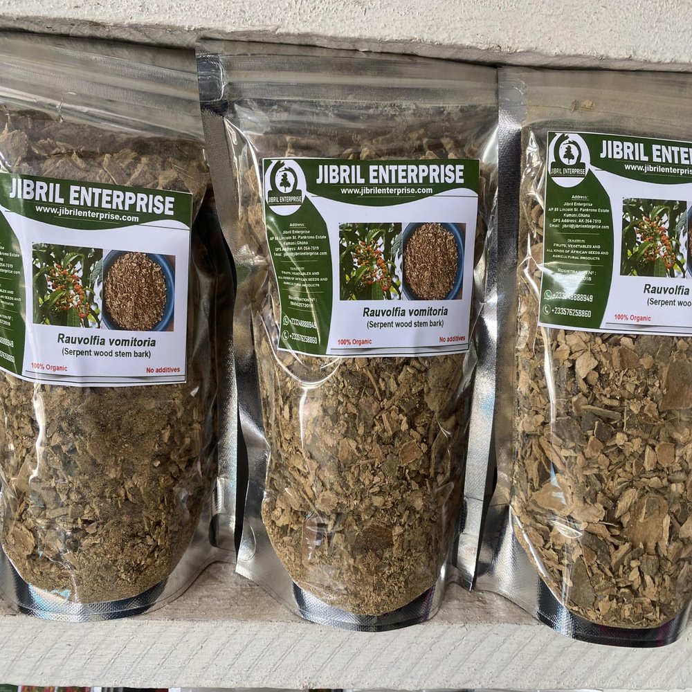 Alstonia boonei bark chips, 100% natural and organic, no additives, including phyto sanitary certificate (200g)