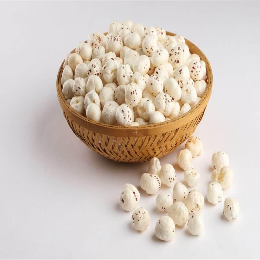 Jumbo Phool Makhana (Fox Nut/Popped Lotus Seed) Plain Raw Uncooked 3.5oz (100g) ~ All Natural | Vegan | No Colors | Gluten Friendly | NON-GMO | Indian Origin