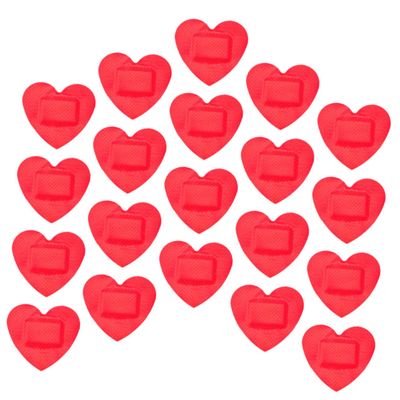 30 Sheets Heart Shaped Wound Bandages Strong Adhesive Breathable Portable Patches for All Ages Easy to Tear Non Irritating Grade Wound Care Protection