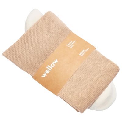 Wellow Knee High Compression Socks for Men & Women | 18-25 mmHg Made with Viscose from Bamboo | Nurses & Pregnancy Support | Relieves Swelling | Regular, LR, Sesame