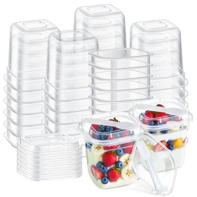 Jingmore 50 Pack 9.5oz Clear Plastic Yogurt Parfait Cups Disposable Overnight Oats Containers with Lids and Spoons Cake Fruit Jars for Food Storage Salad Ice Creams Pudding Snacks (Square Style)