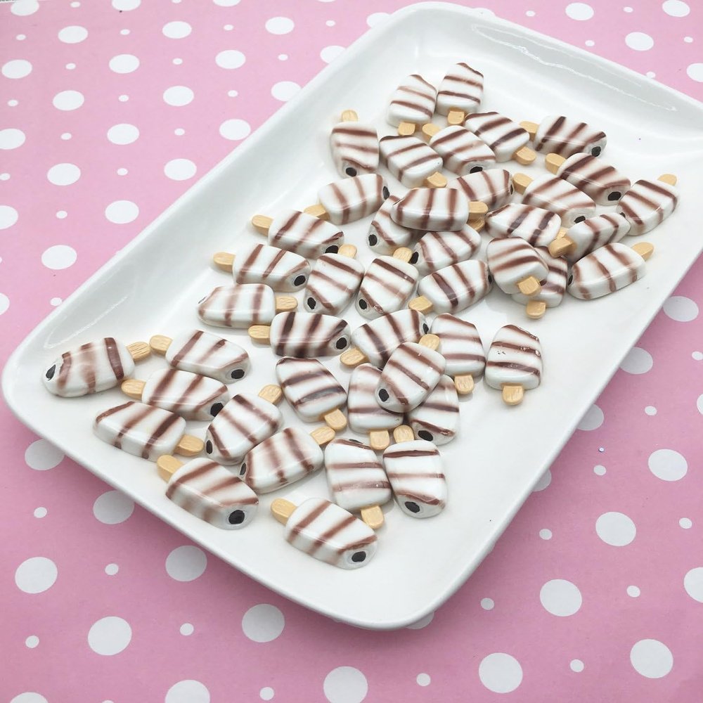 Chocolate and Vanilla Ice Cream Cabochons, Kawaii Decoden Ice Cream, Ice Cream Cabs, Popsicle Cabochons rdnqu (4 Pieces)