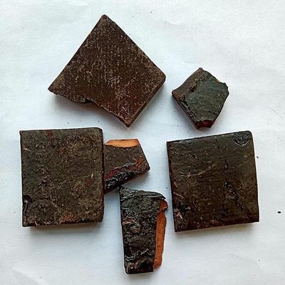 Natural Kattha Cubes 8oz | Pure Acacia Catechu Extract | Traditional Kattha for Herbal & Cultural Use | Solid Form, No Additives | Authentic Quality, Hygienically Packed