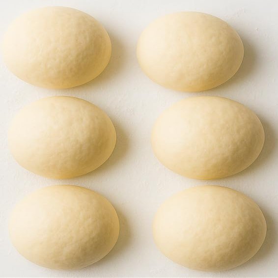 Authentic imported Italian Pizza Dough Made Fresh | Non-GMO, Glyphosate-Free (20-10 Ounce Balls)