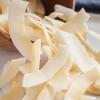 BAYUEDEGUA-Coconut Crispy 250g/8.81oz Unsweetened real coconut,Gluten free,Non GMO.Baking ingredients,Paired with yogurt and oats. view 3