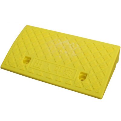 Portable Curb Ramp, Not Easy to Accumulate Water, Plastic Threshold Ramp for Sidewalk, Bike, Wheelchairs, Handtruck, Entrance(Yellow,50 * 27 * 9cm/20 * 11 * 3.5in)