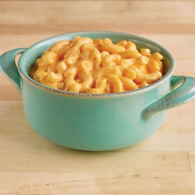 Premium Mac & Cheese - Deliciously Creamy Four-Cheese Macaroni Side Dish, 2 trays, 32 ounce each - Perfect for Gatherings, Quick & Easy to Prepare! From Kansas City Steak Company