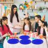 HiEnjoin 50-Pack Royal Blue Plastic Plates, 9 Inch Disposable Party Plates Dinner Plates for BBQ Picnic Birthday Party Supplies (Royal Blue, 9 Inch) view 4