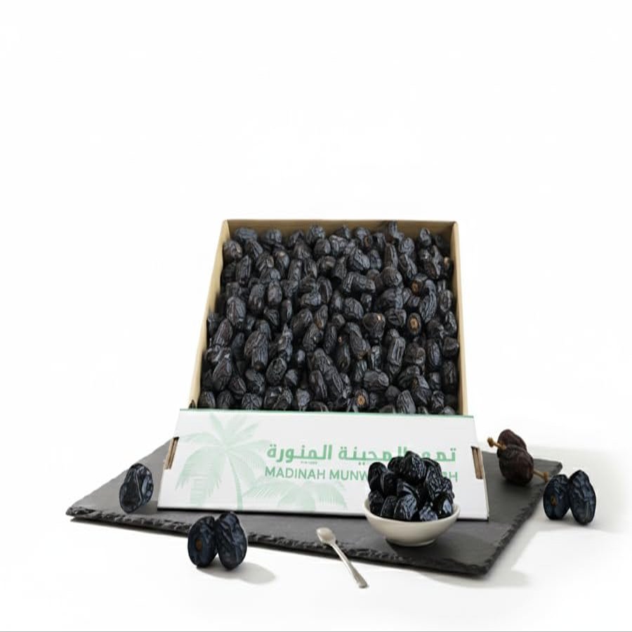 Ajwa Al Madina Dates 3KG (6.6 lbs) Perfect for juicing and baking -Fresh from Madina Saudi Arabia