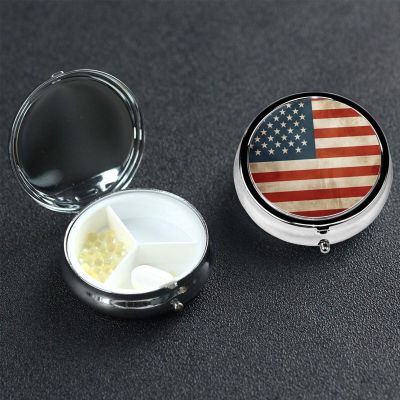 Vintage American USA Flag Pill Box 3 Compartment Round Metal Pill Case for Purse & Pocket, Portable Medicine Organizer Travel Pillbox Daily Pill Container Holder to Hold Vitamins, Fish Oil